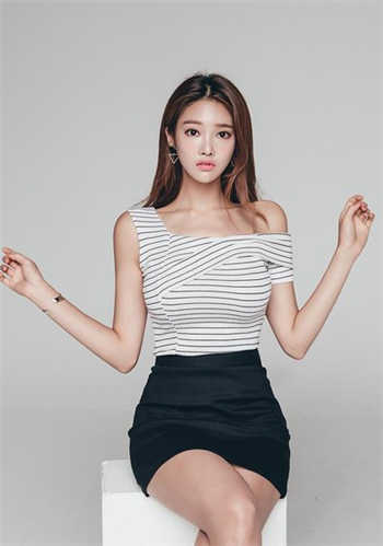 小齿呦喵000