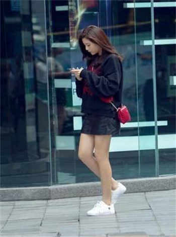 i彩虹怎么获得邀请码