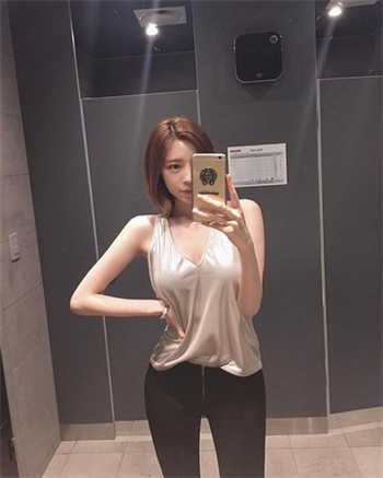 睡链家女中介