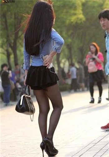 暗示绿帽子搞笑图片