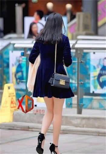 天降女子从二楼未删减樱花