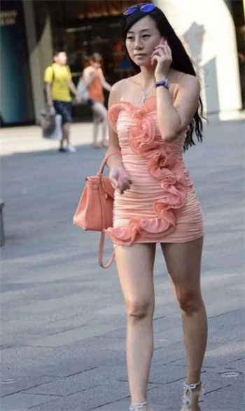 染指爵爷之妻太神秘