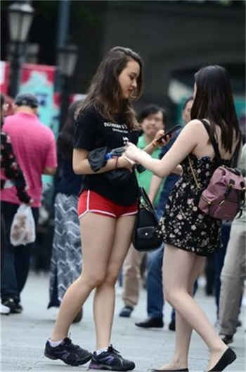 和自己妈妈打了十年扑克
