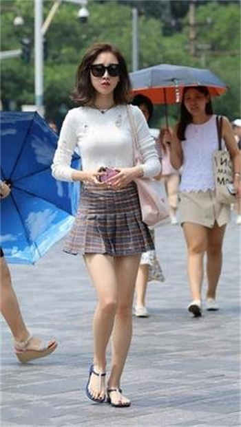 《和室友们的恩爱生活》