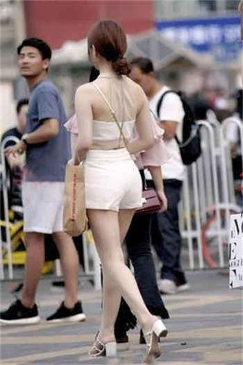 在视频网址前加什么免费