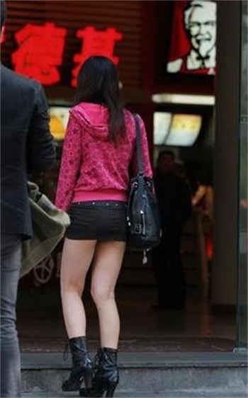 胶衣改造男变女小说