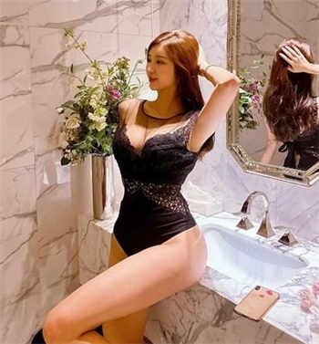女仆怎么服务主人