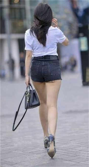 笑笑老婆现在怎么样了
