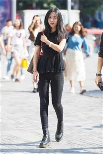 杨雨婷1一8张书记
