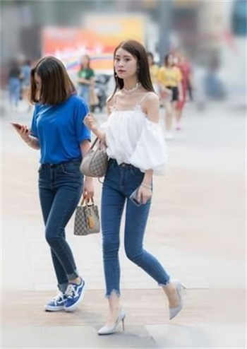 动漫美少女战士触手图片