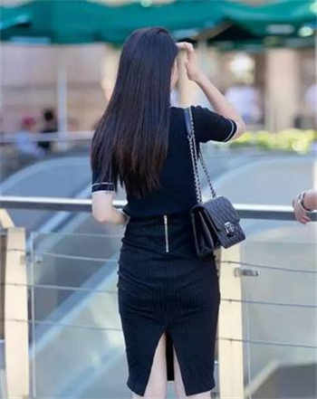 亚洲热直播app二维码