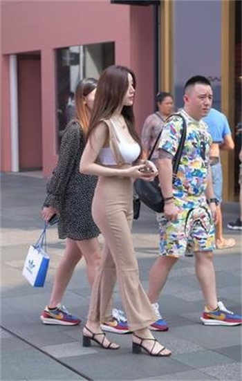 江疏影2分28秒在线观看