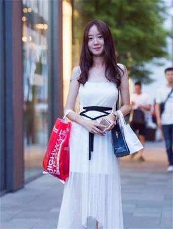 与公公单独相处如如影院